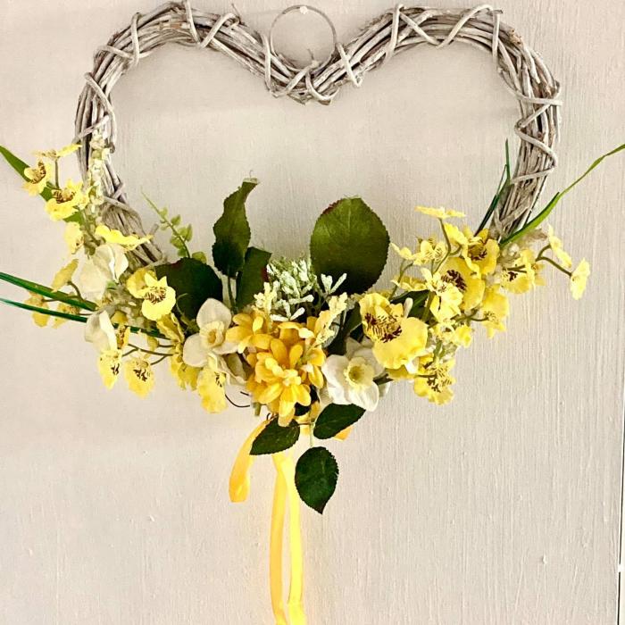 Handmade Wall Hanging Heart Flower Decoration